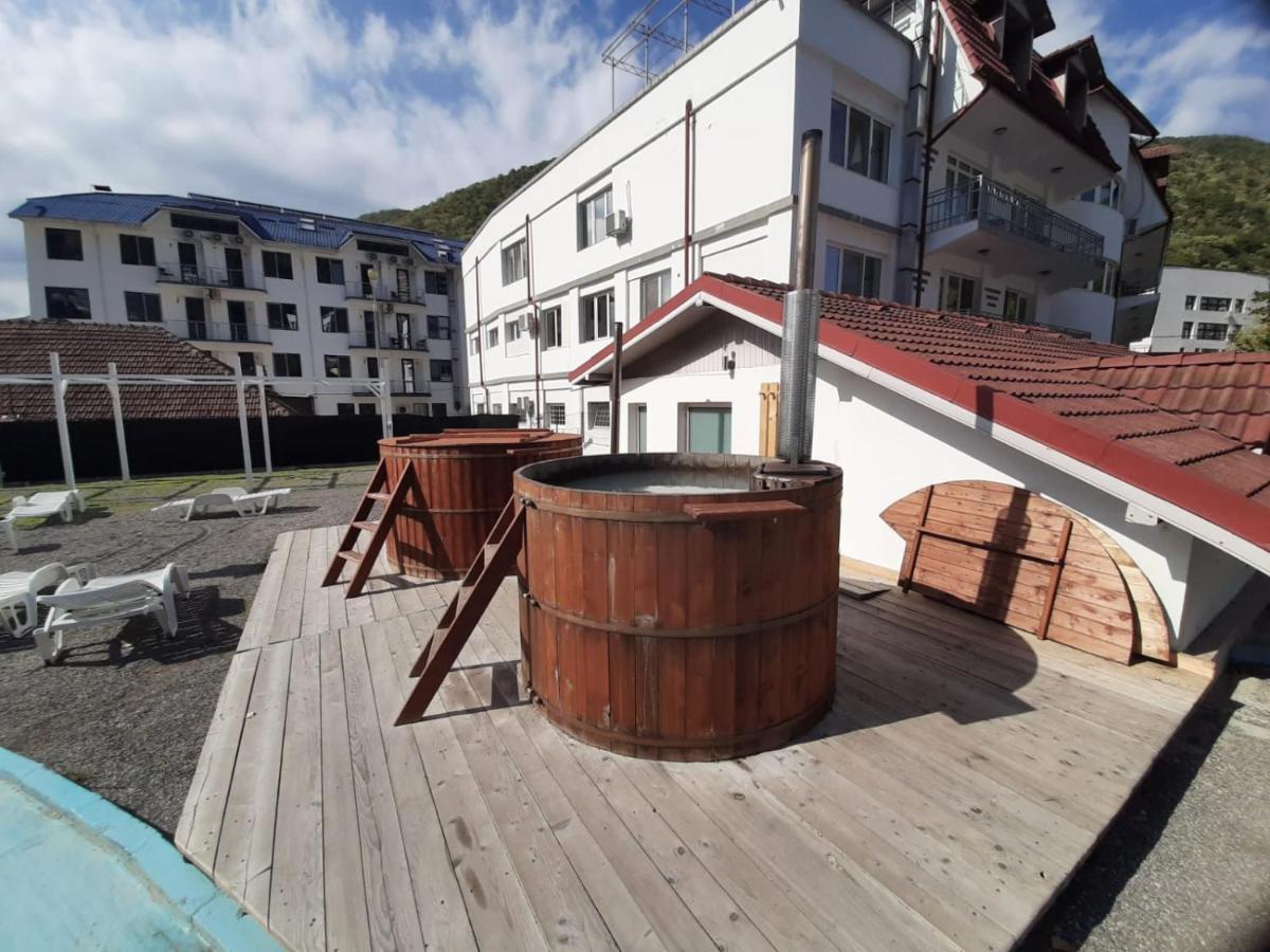Hotel Artemis Băile Herculane Esterno foto