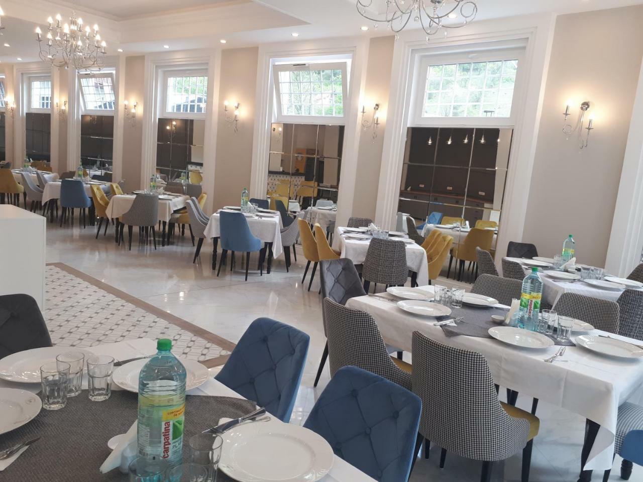Hotel Artemis Băile Herculane Esterno foto